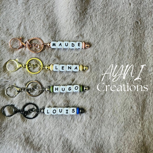 Porte-clés / bijou de sac personnalisé en perles silicone, perles de couleur + prénom
